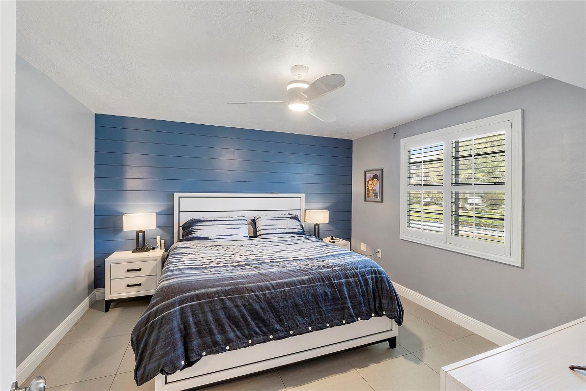 6025 Balboa Circle 101