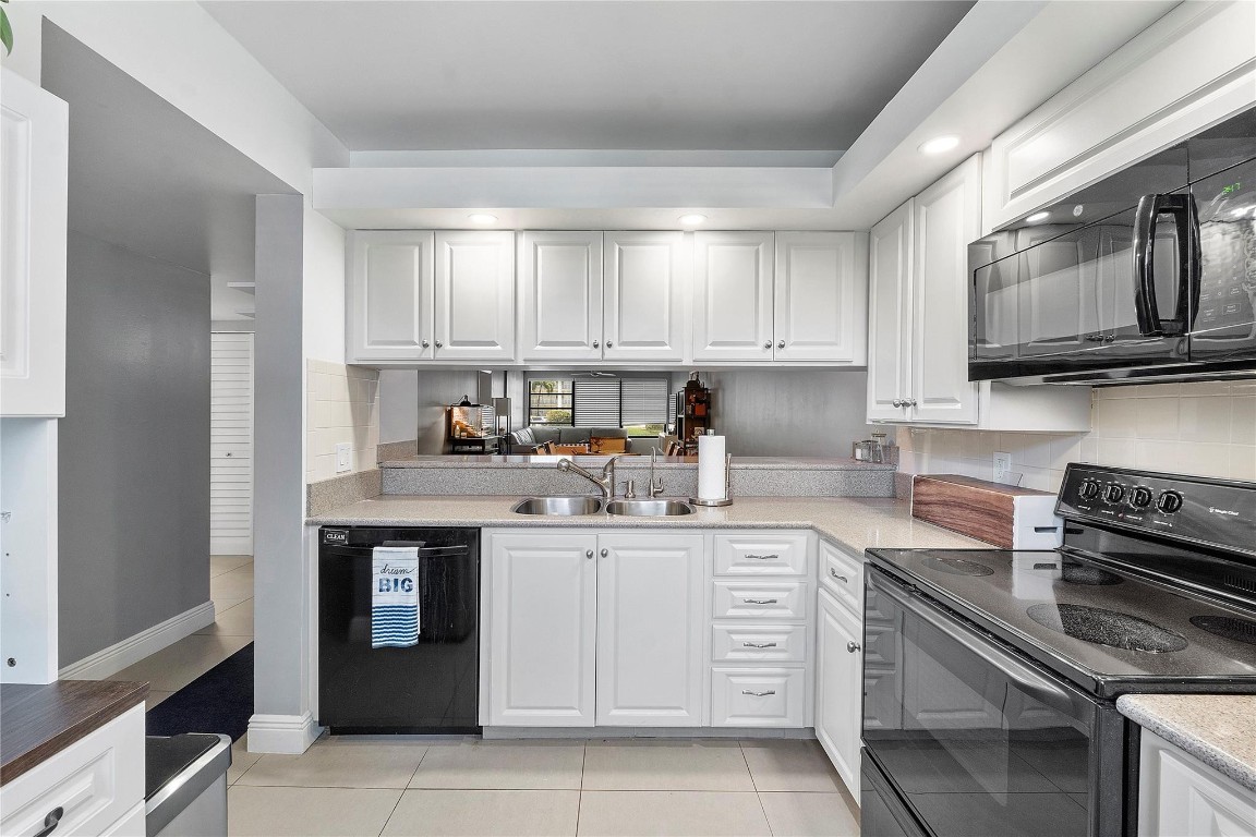 6025 Balboa Circle 101