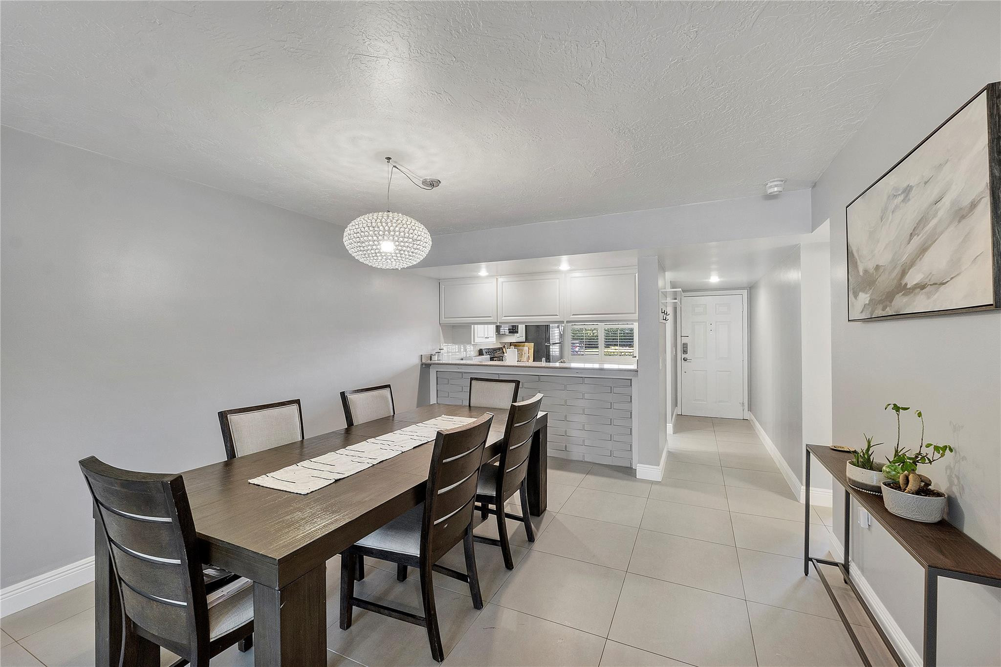 6025 Balboa Circle 101