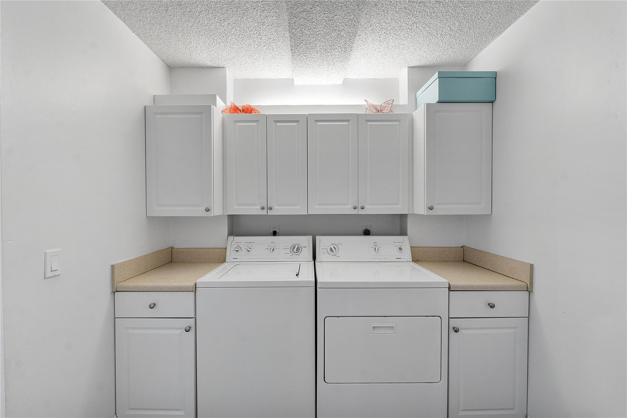 6025 Balboa Circle 101
