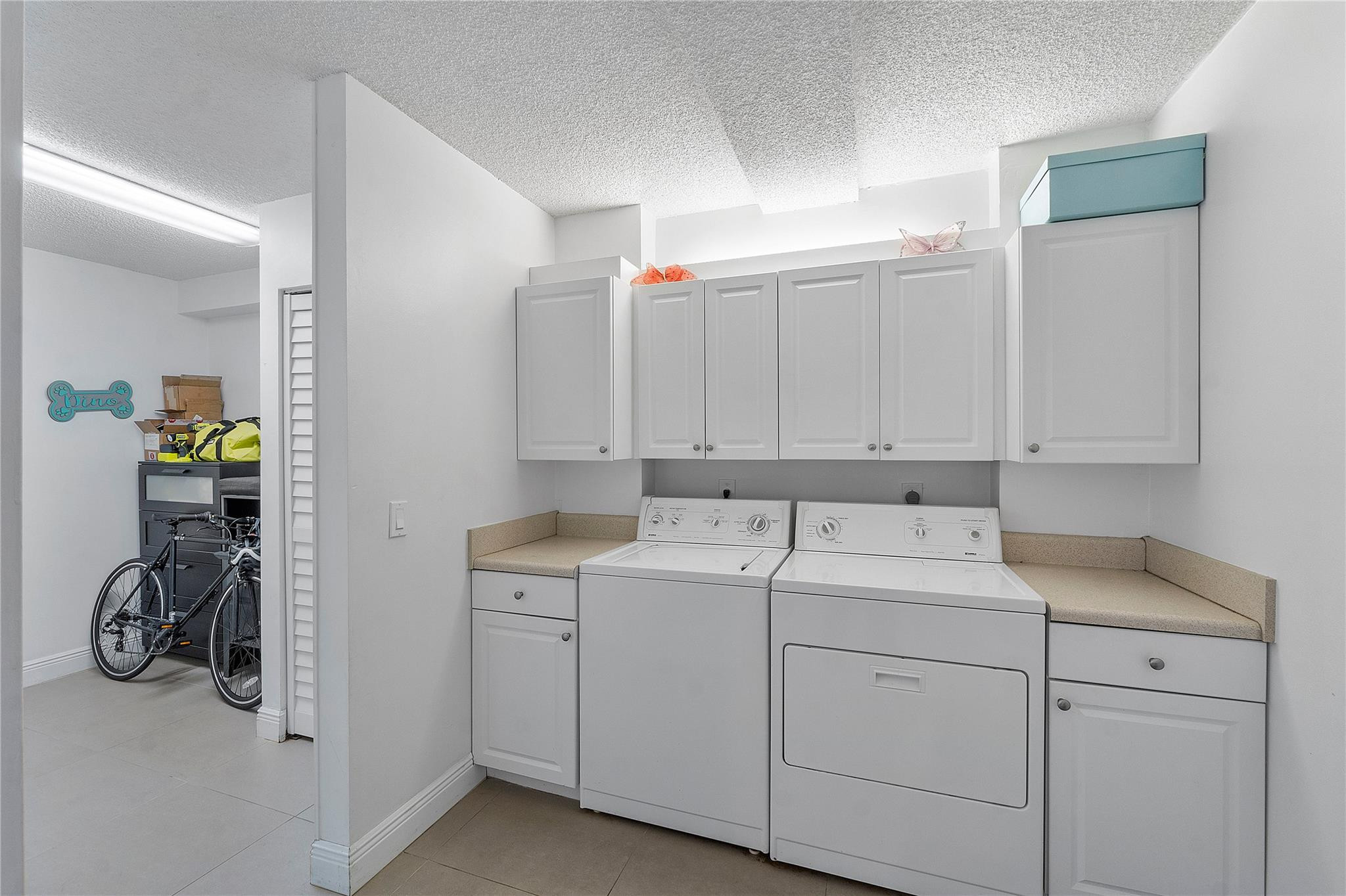 6025 Balboa Circle 101