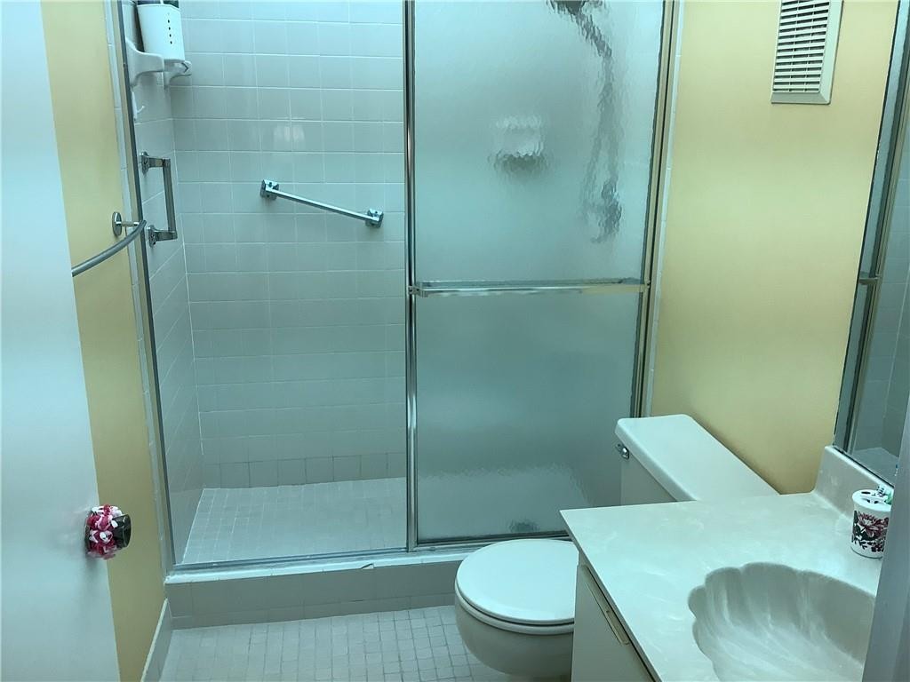 15126 Ashland St 244