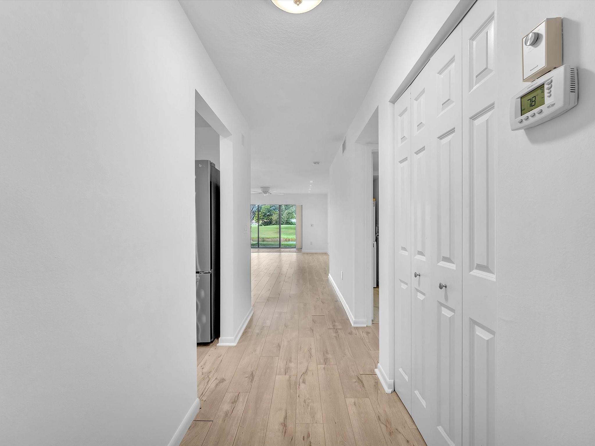 9290 Vista Del Lago E