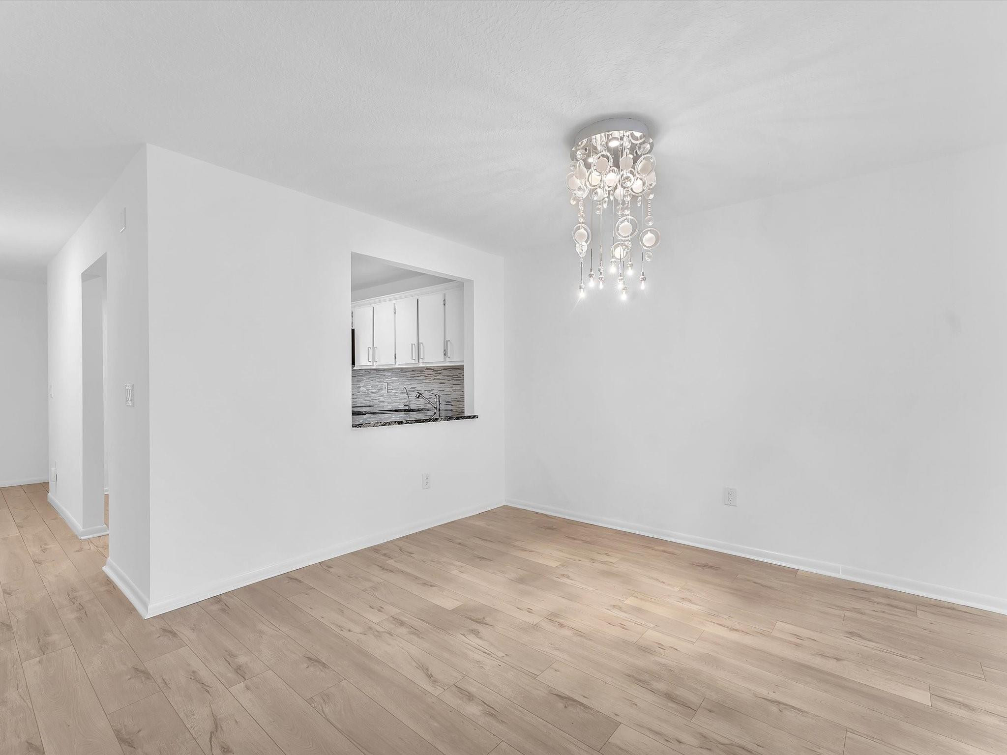 9290 Vista Del Lago E