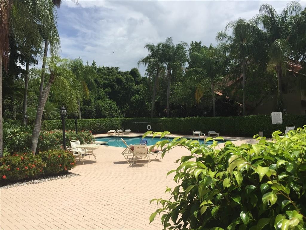 5591 Coach House Circle A