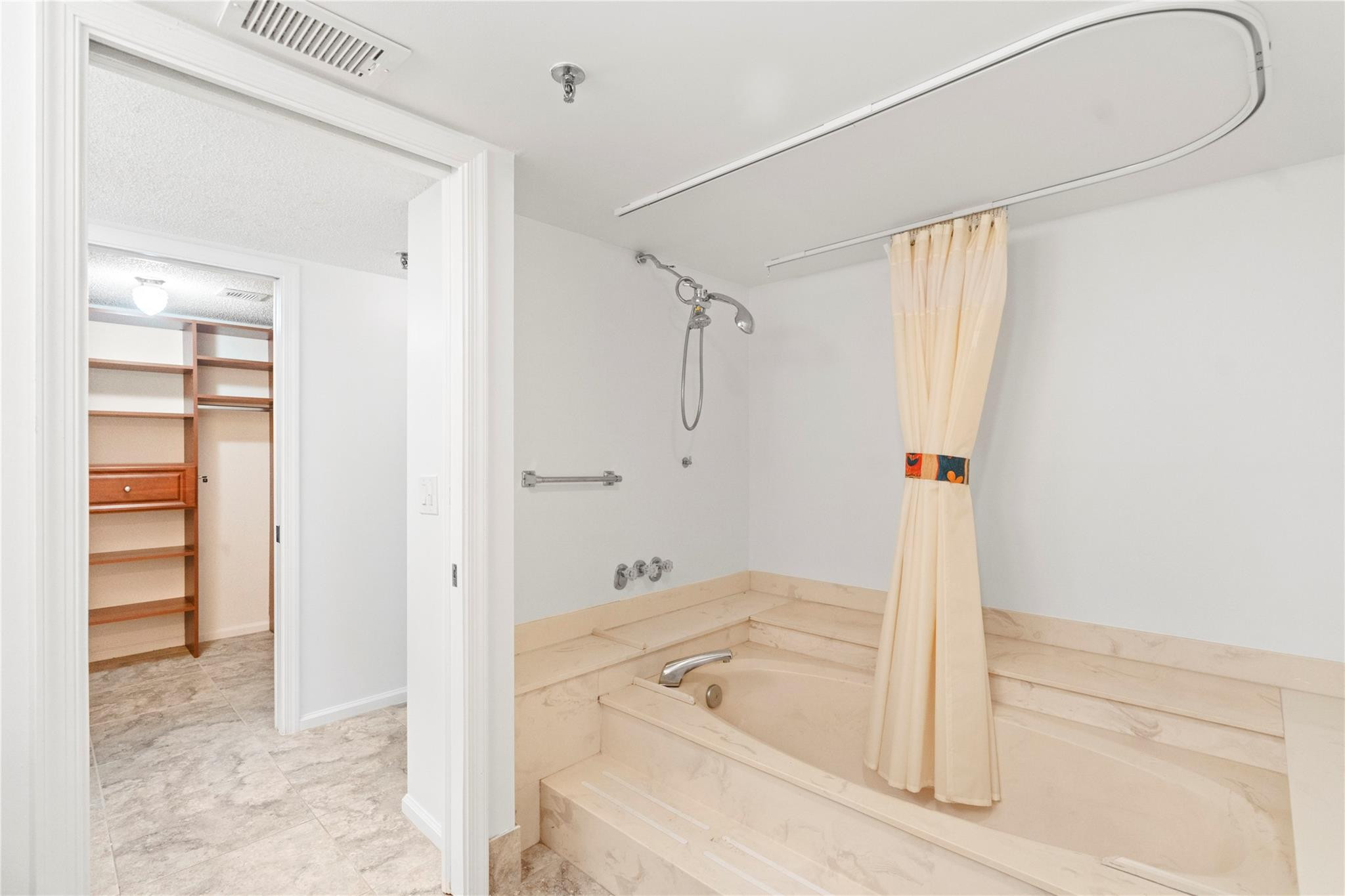 9260 SW 14th St 2303