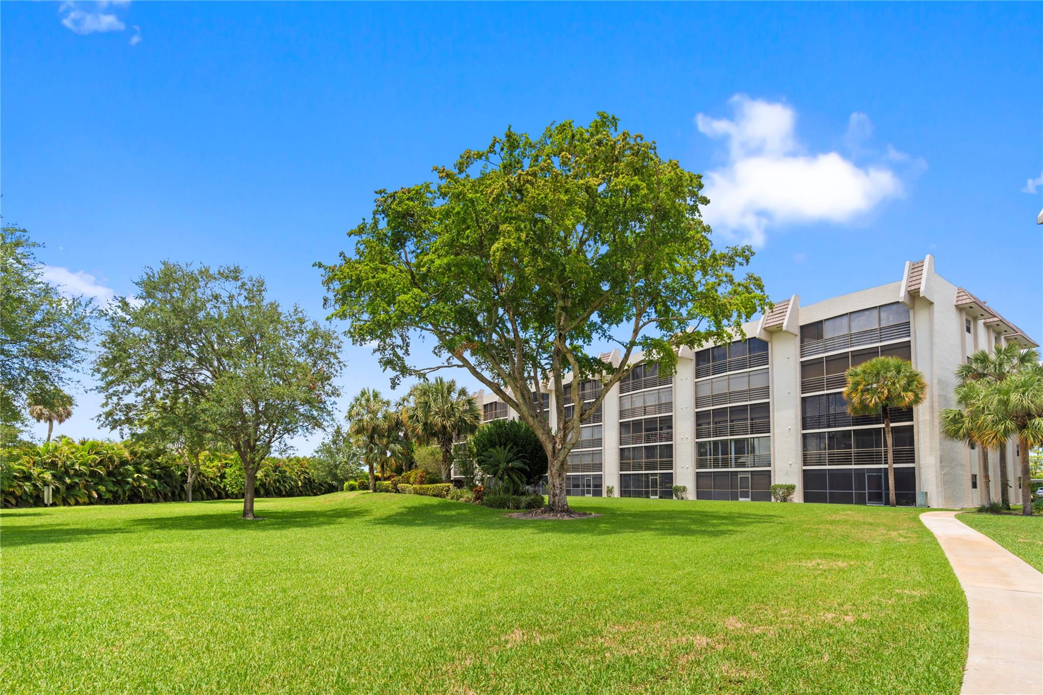 9260 SW 14th St 2303