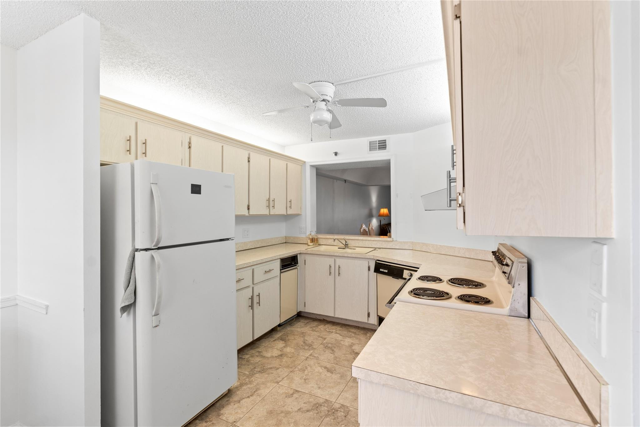 9260 SW 14th St 2303