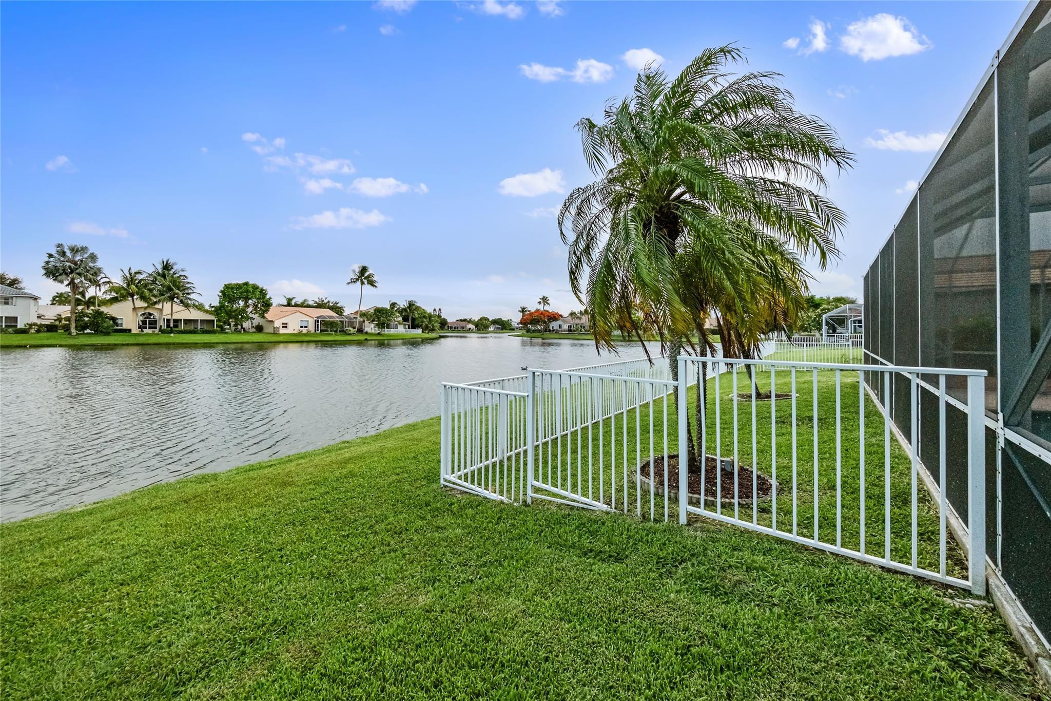 9416 Lake Serena Dr
