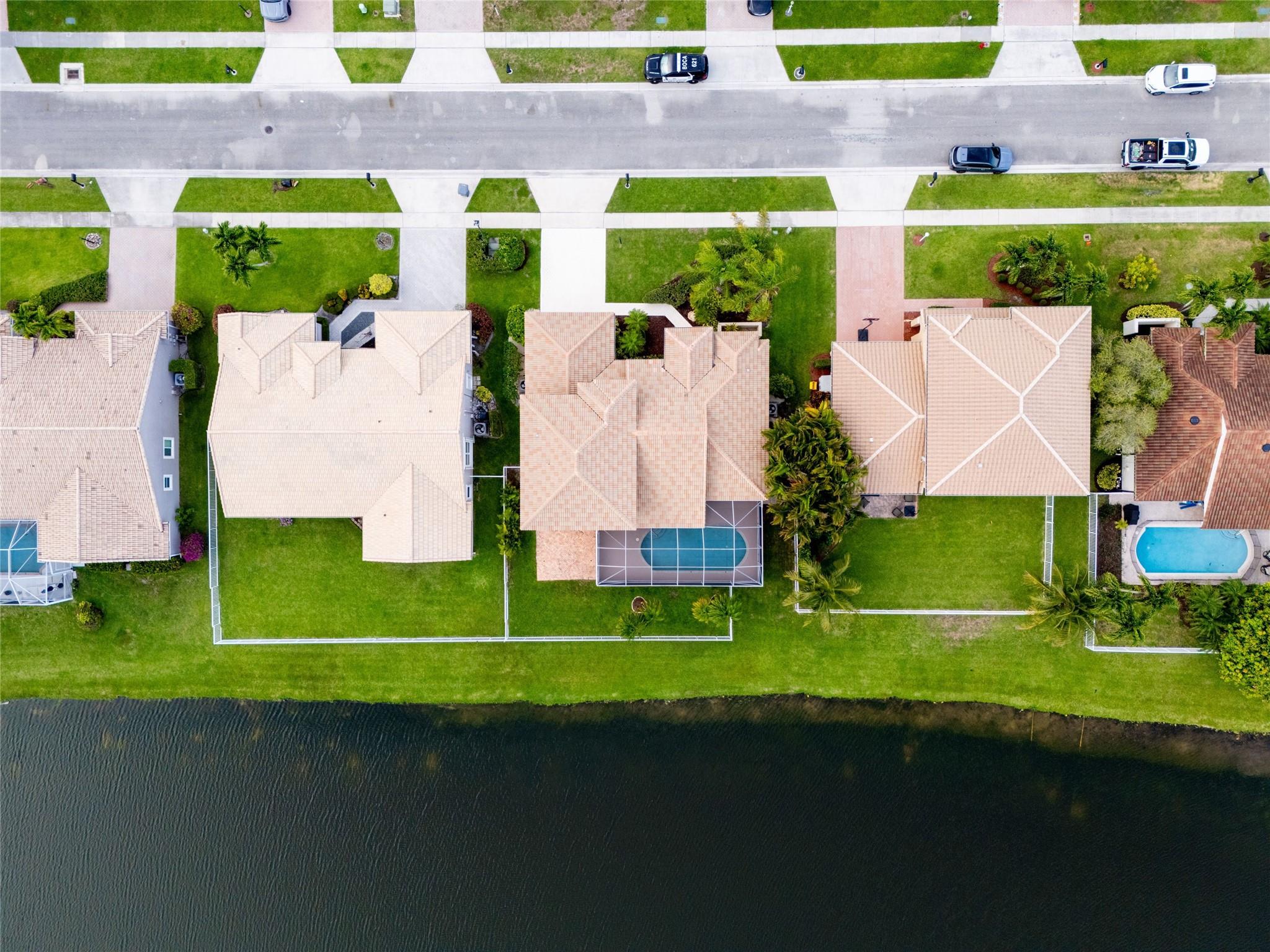 9416 Lake Serena Dr