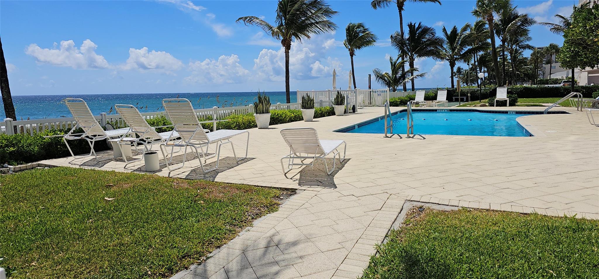 1057 Hillsboro Mile 612