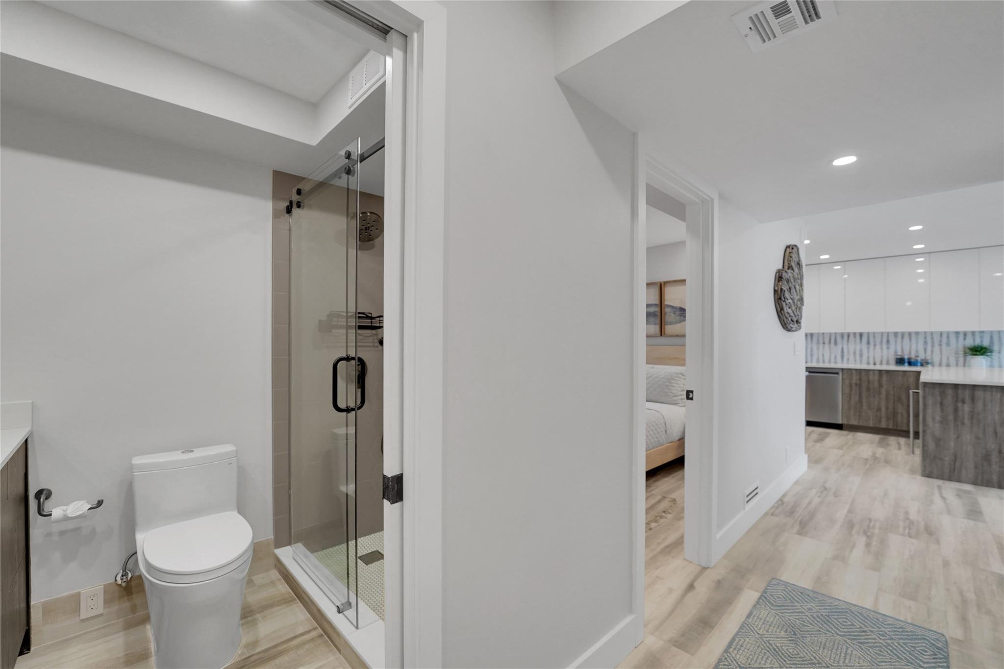 1057 Hillsboro Mile 612