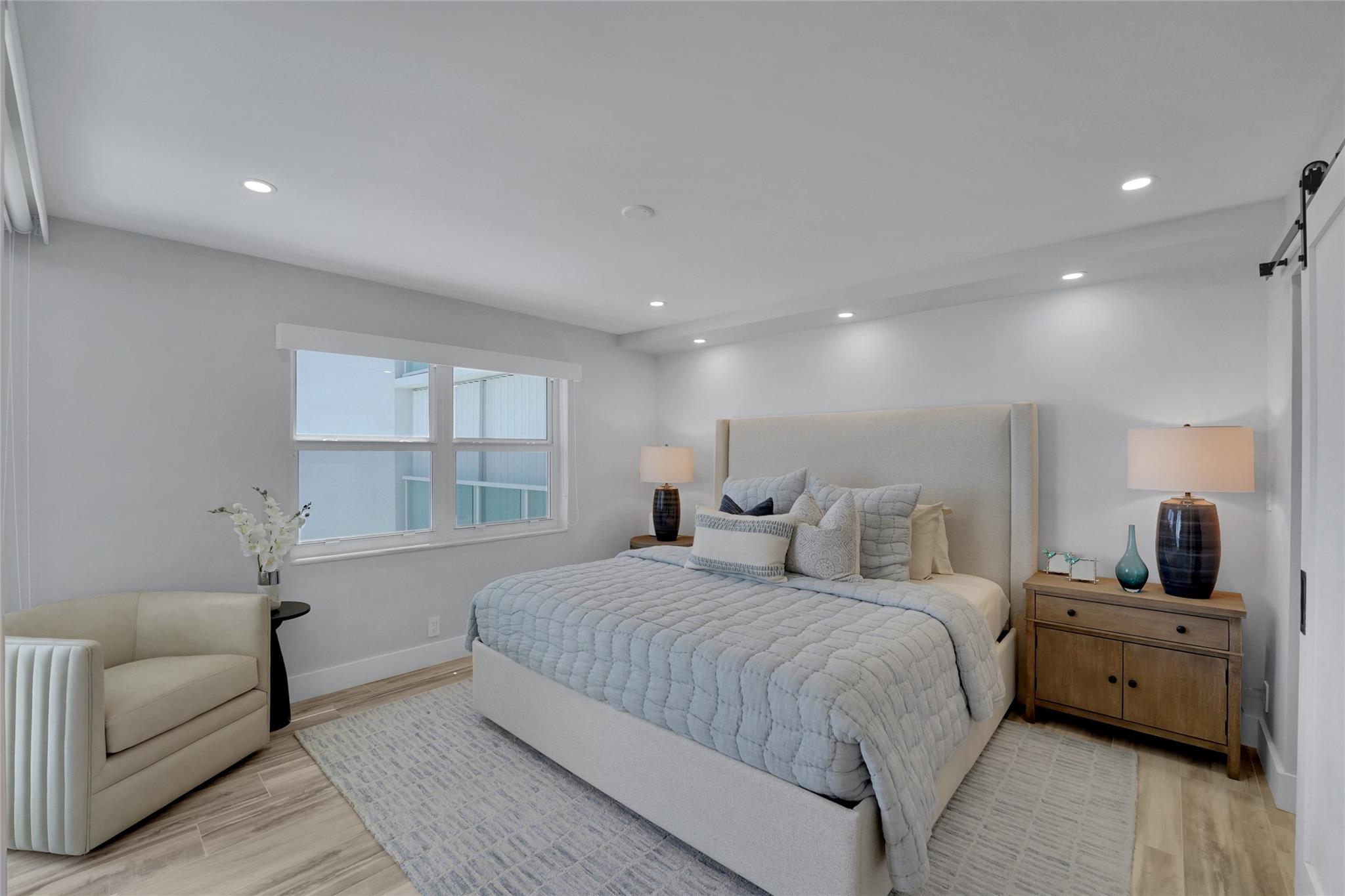 1057 Hillsboro Mile 612