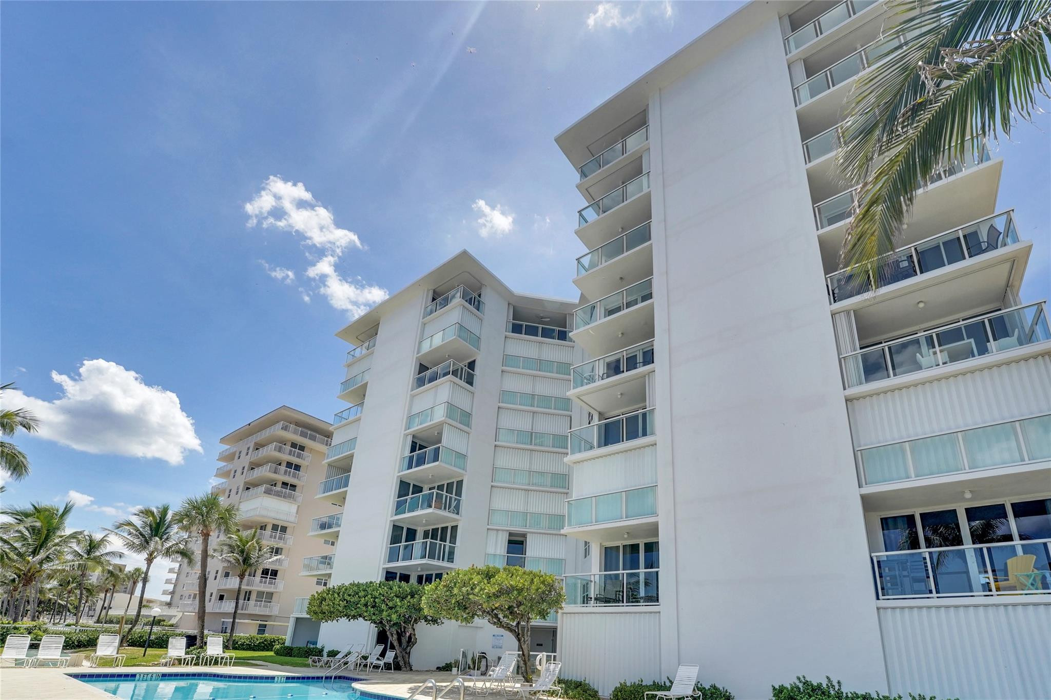 1057 Hillsboro Mile 612