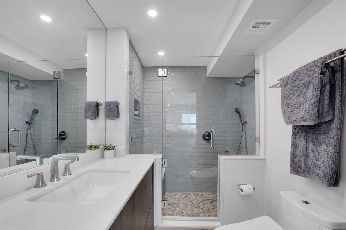 1057 Hillsboro Mile 612