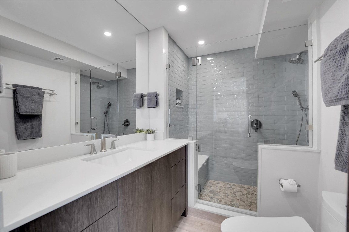 1057 Hillsboro Mile 612