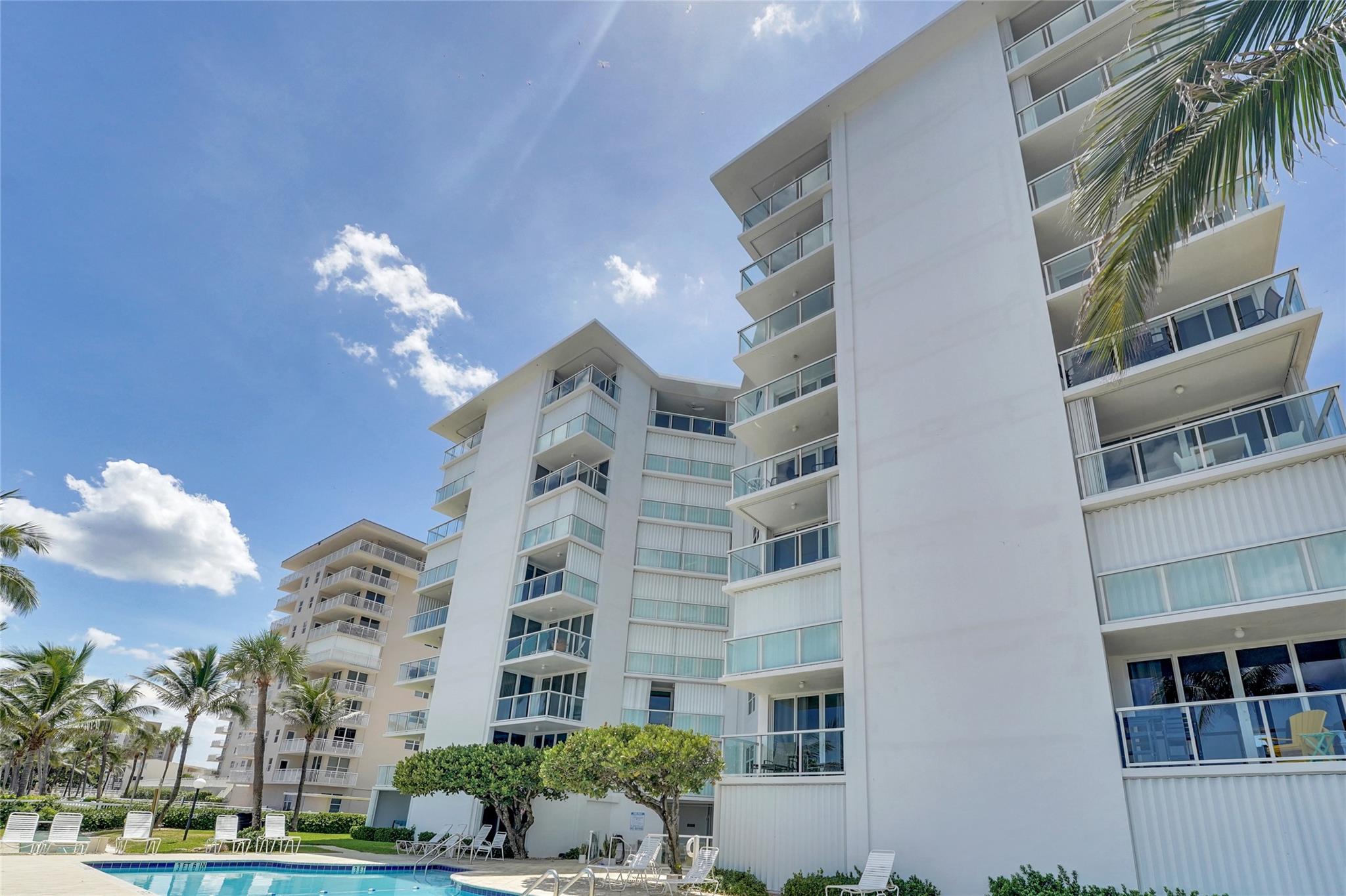 1057 Hillsboro Mile 612