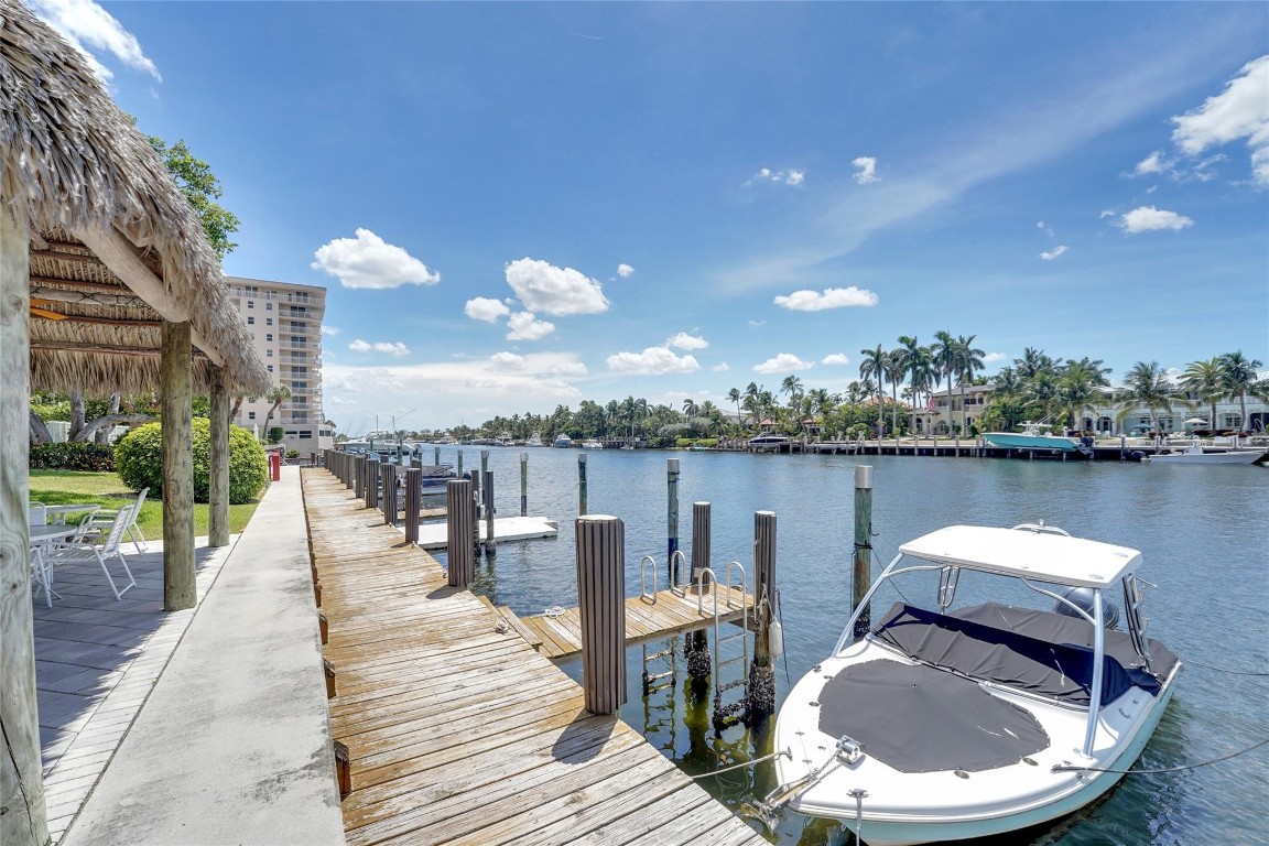 1057 Hillsboro Mile 612