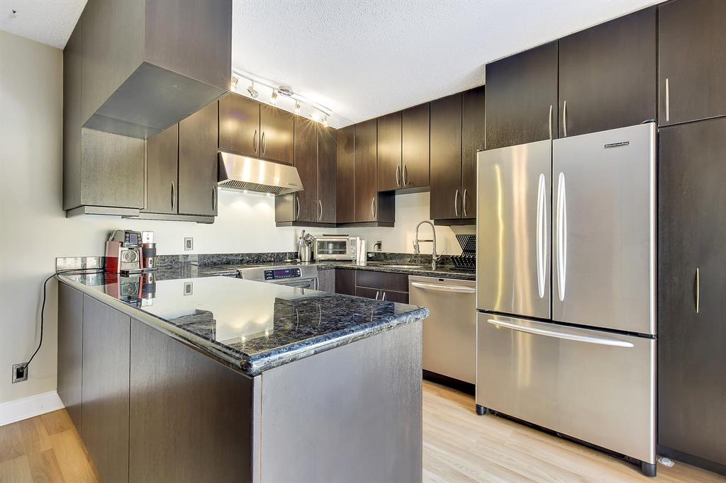 3118 Spanish Wells Drive 15-B