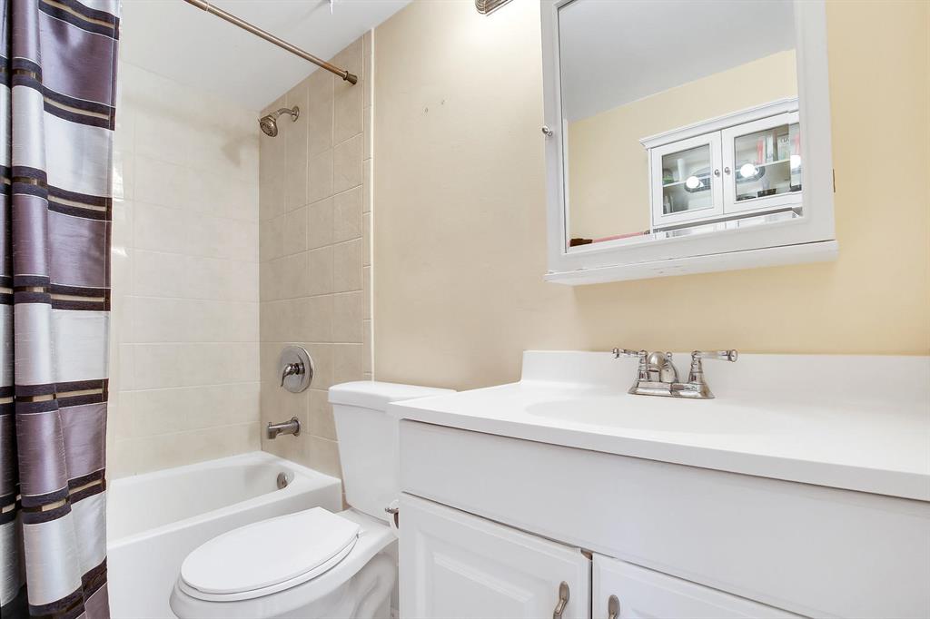 3118 Spanish Wells Drive 15-B