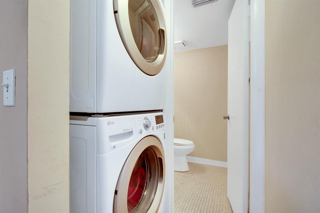 3118 Spanish Wells Drive 15-B