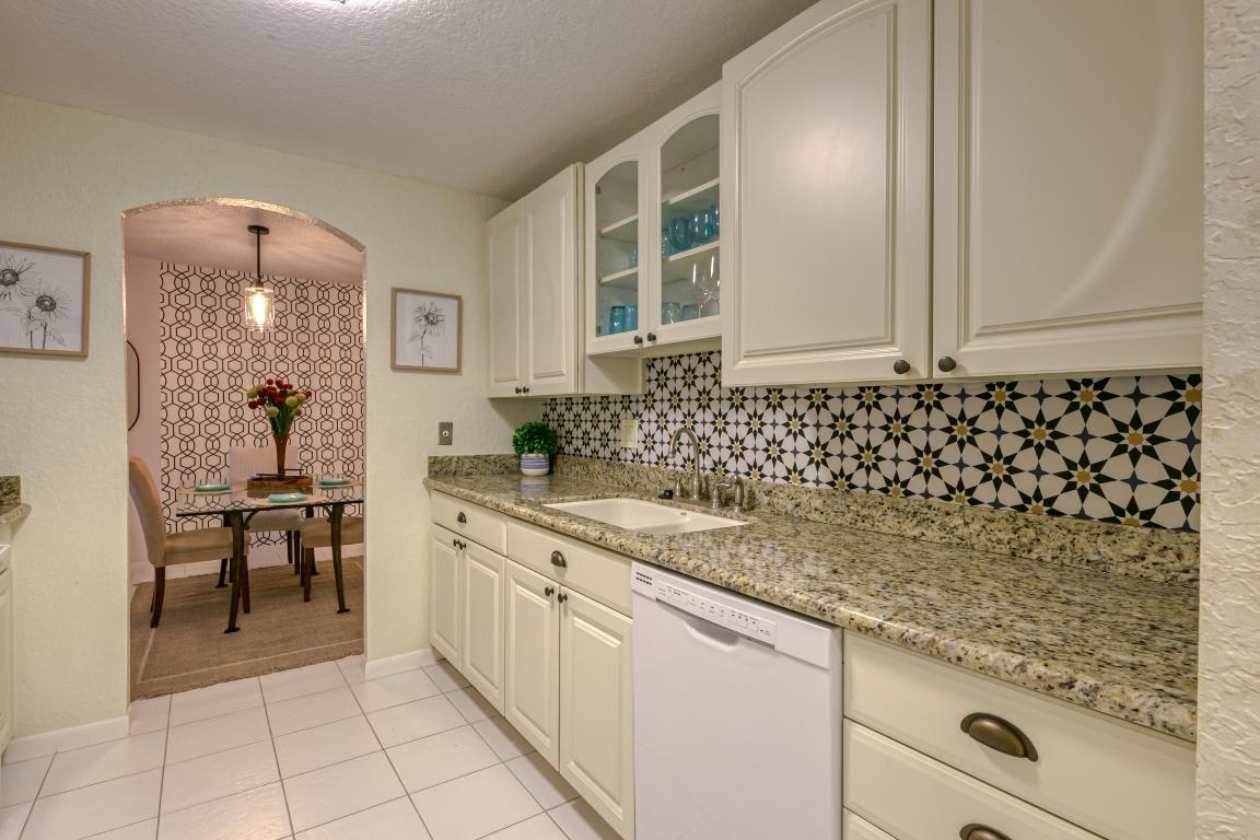 951 De Soto Road 127