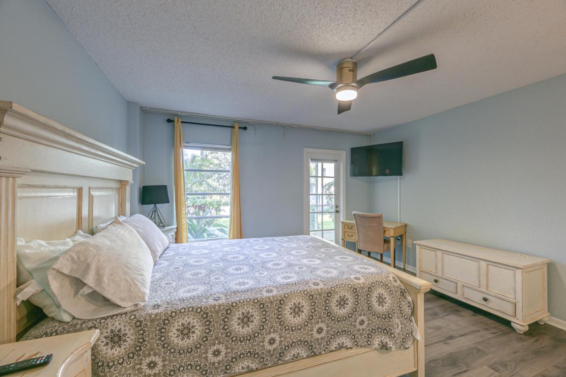 951 De Soto Road 127