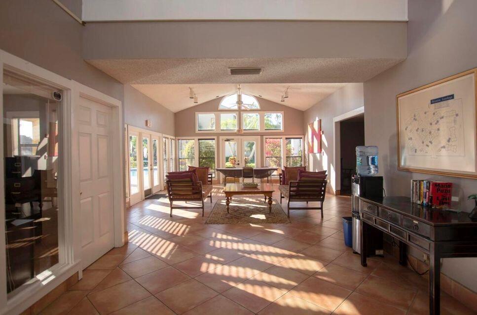 2303 N Congress Avenue 22