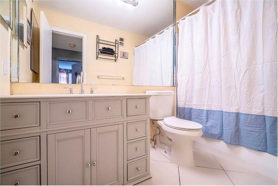 2303 N Congress Avenue 22