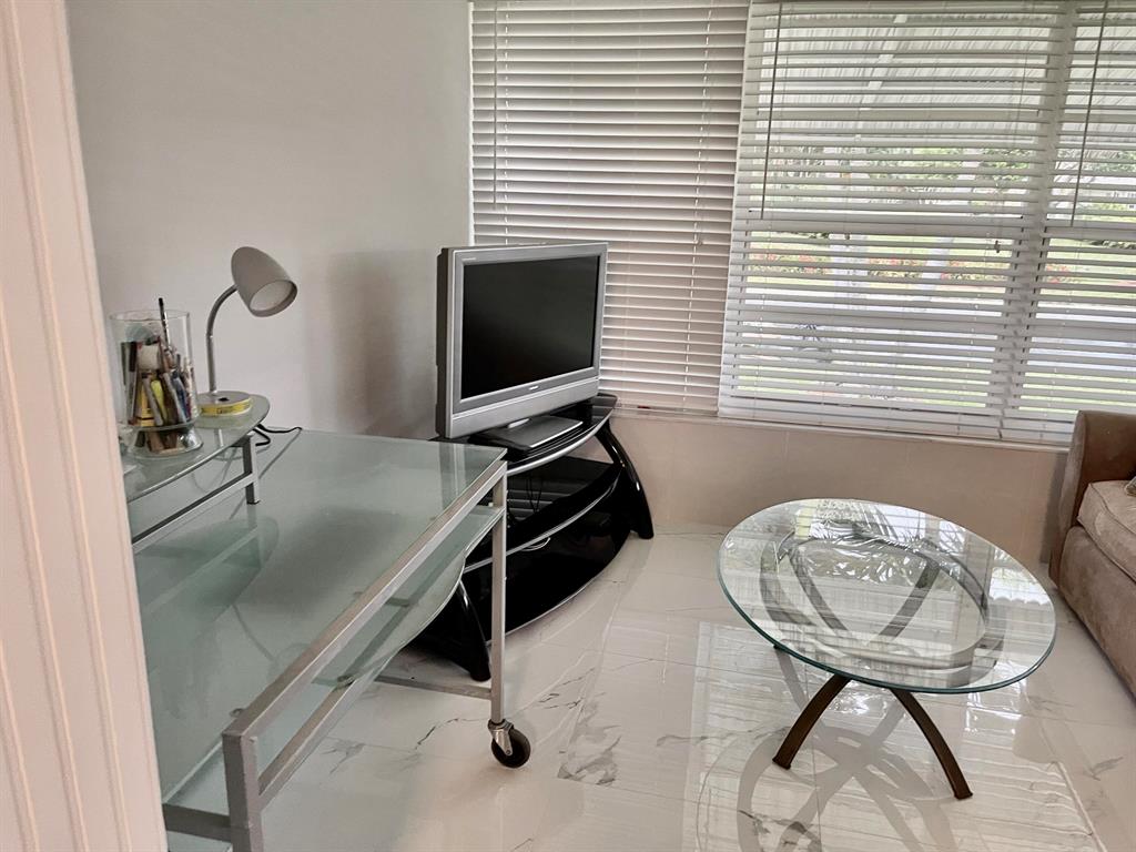 1385 High Point Boulevard W A