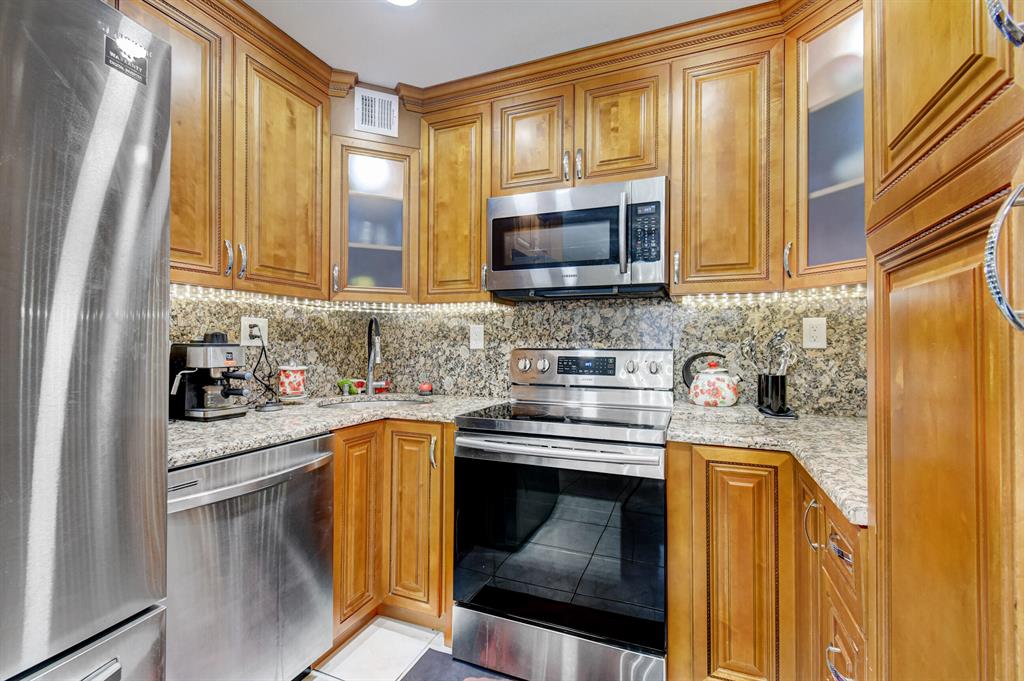 15054 Ashland Way 99