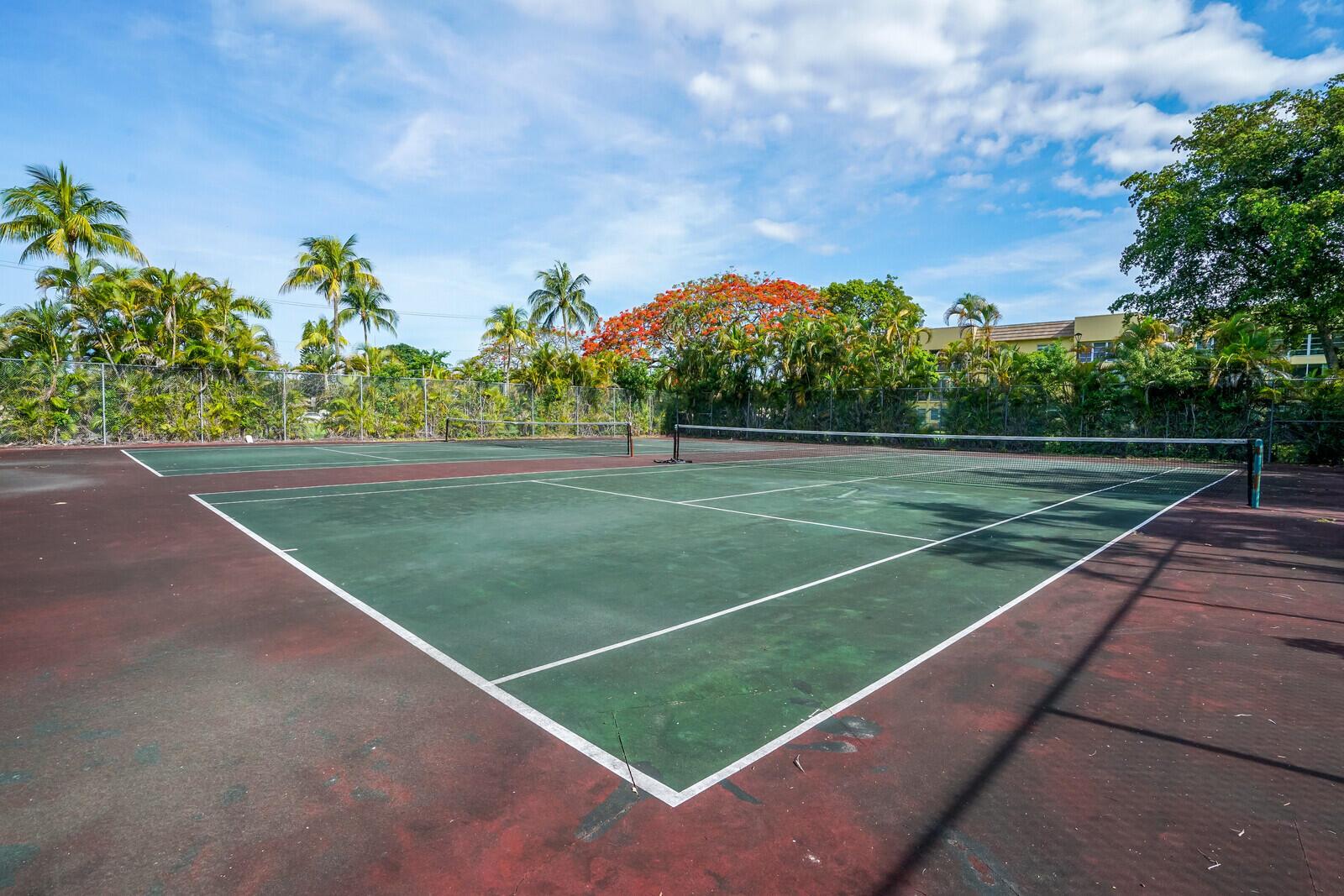 6090 NW 64th Avenue 305