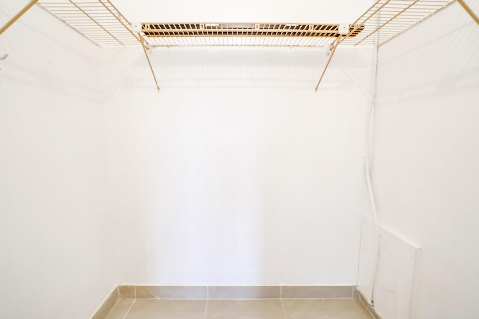 2520 NE 1st Court 405