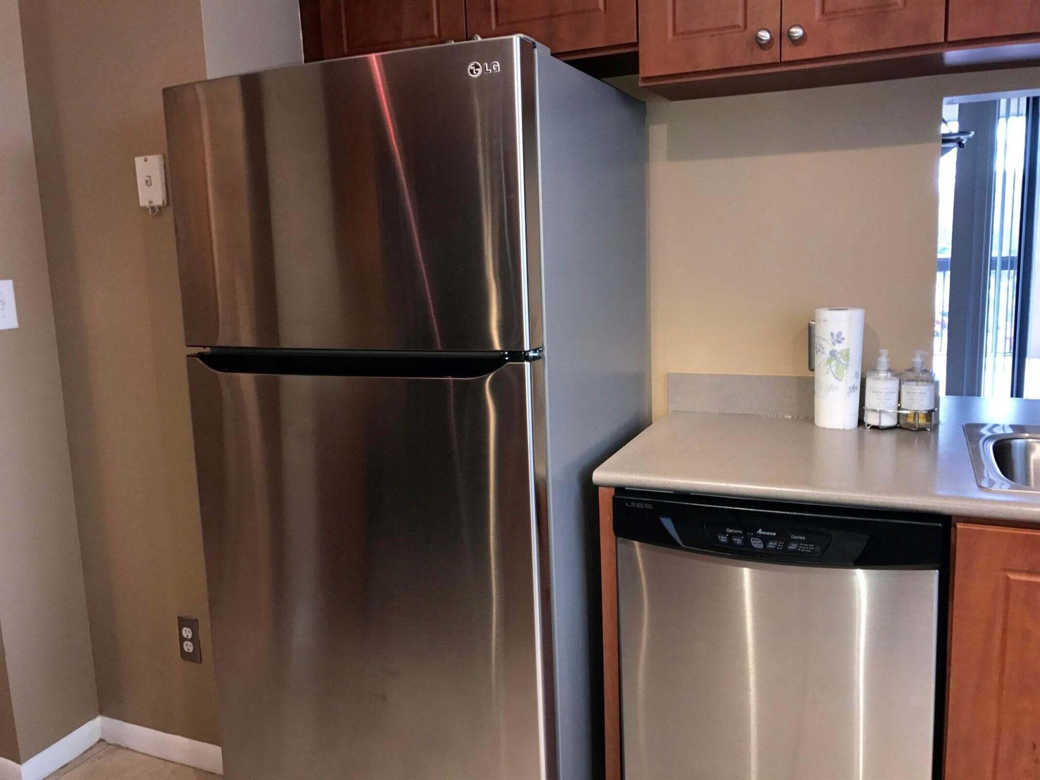 1915 Lavers Circle E311