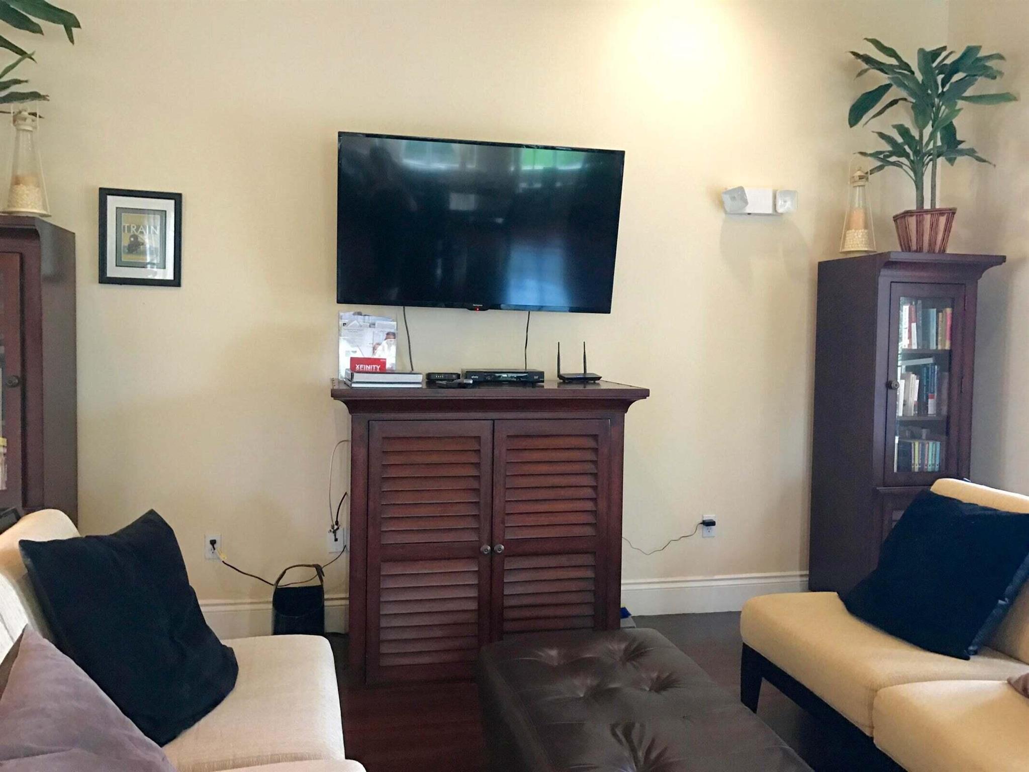 1915 Lavers Circle E311