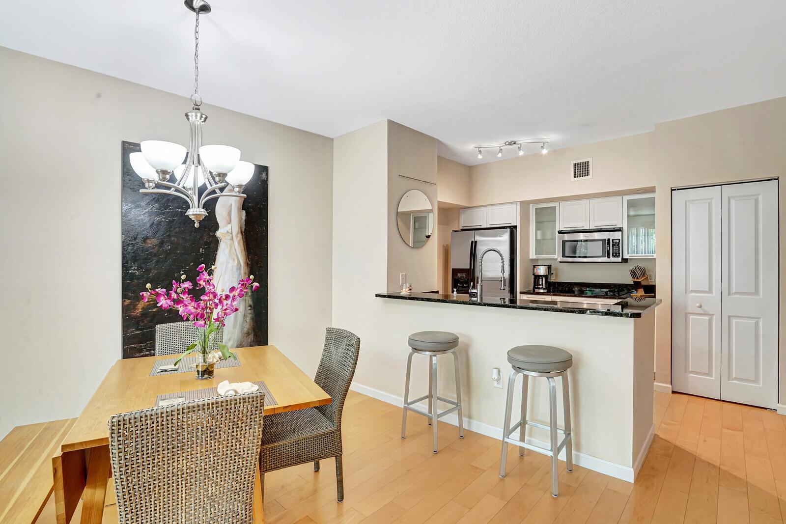 235 NE 1st Street 404