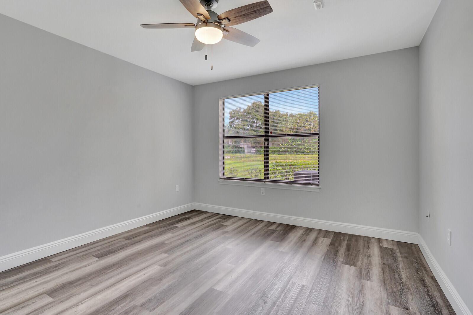 2317 N Congress Avenue 16