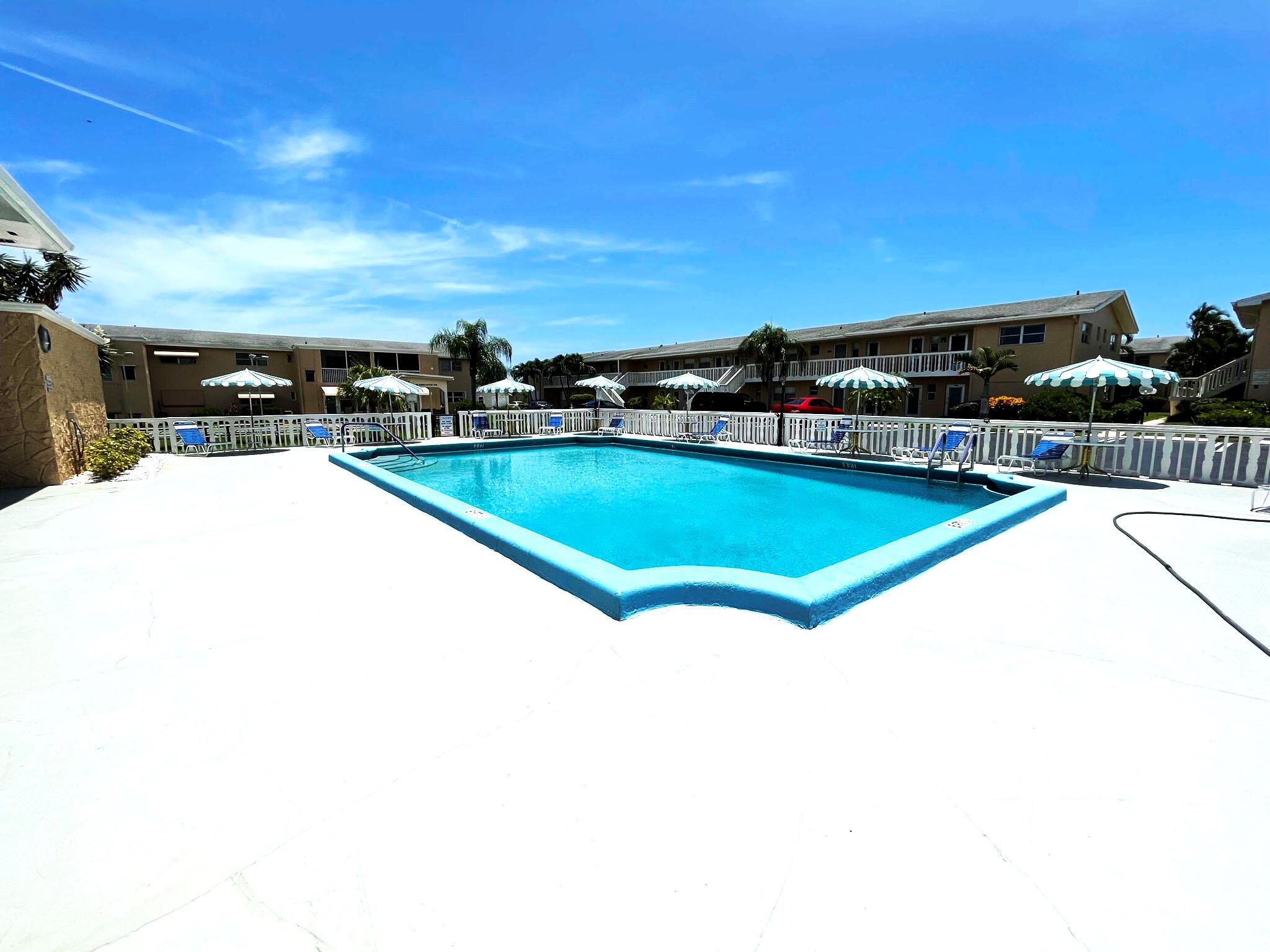 2111 NE 1st Court 204