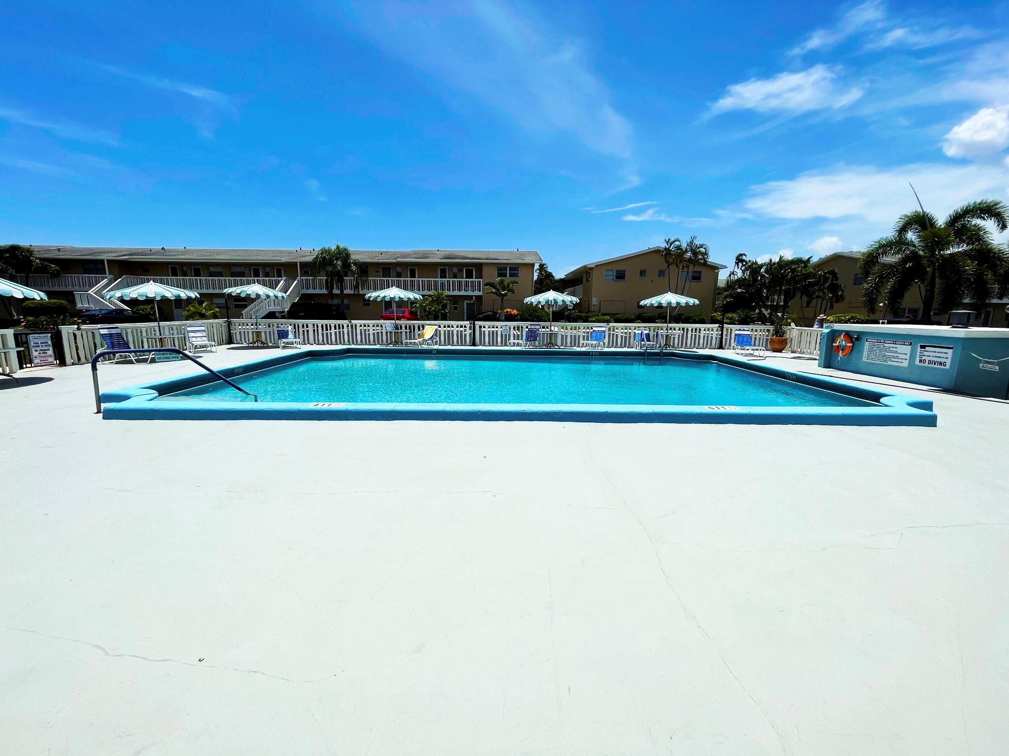 2111 NE 1st Court 204