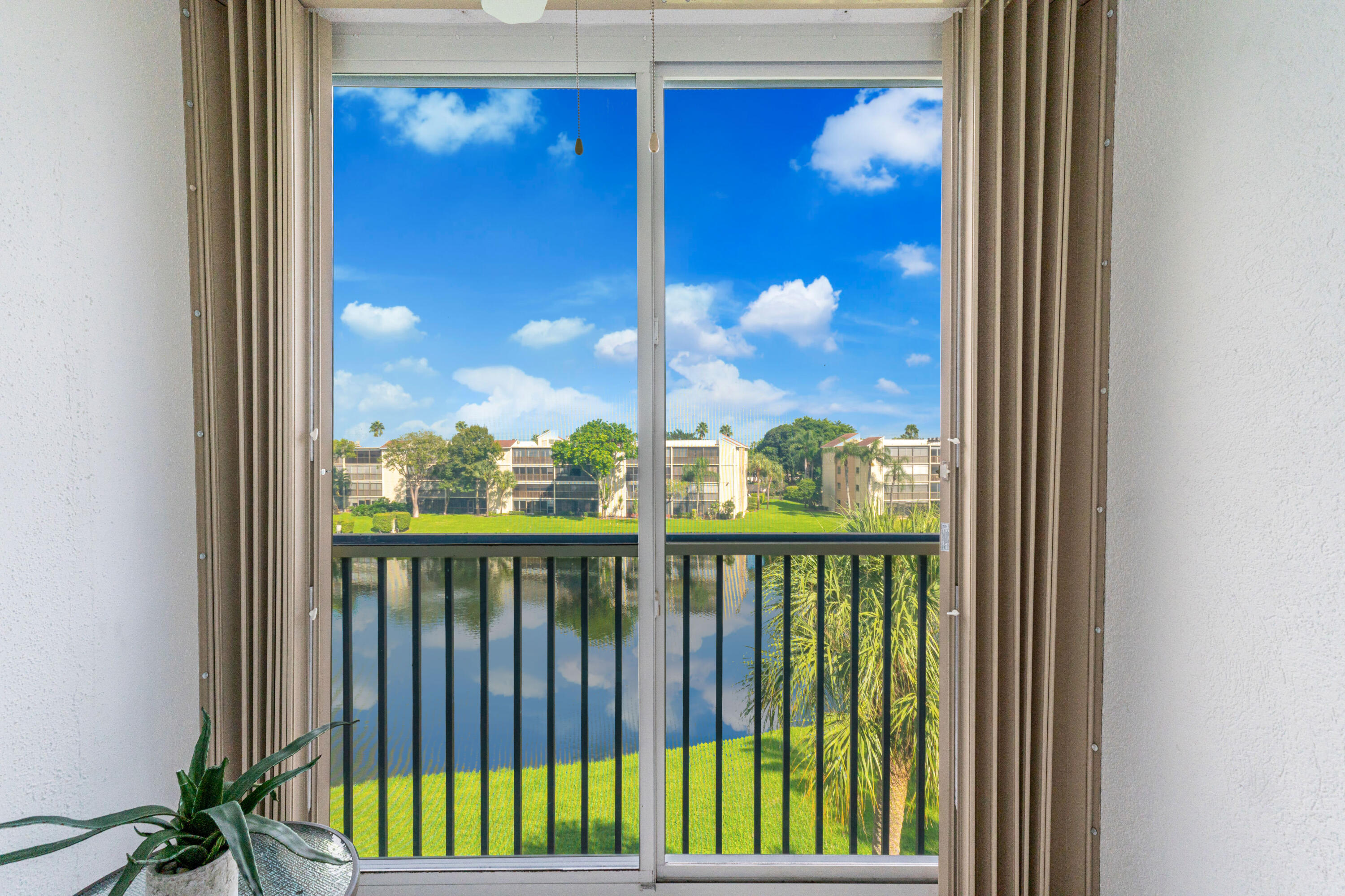 14310 Strathmore Lane 408