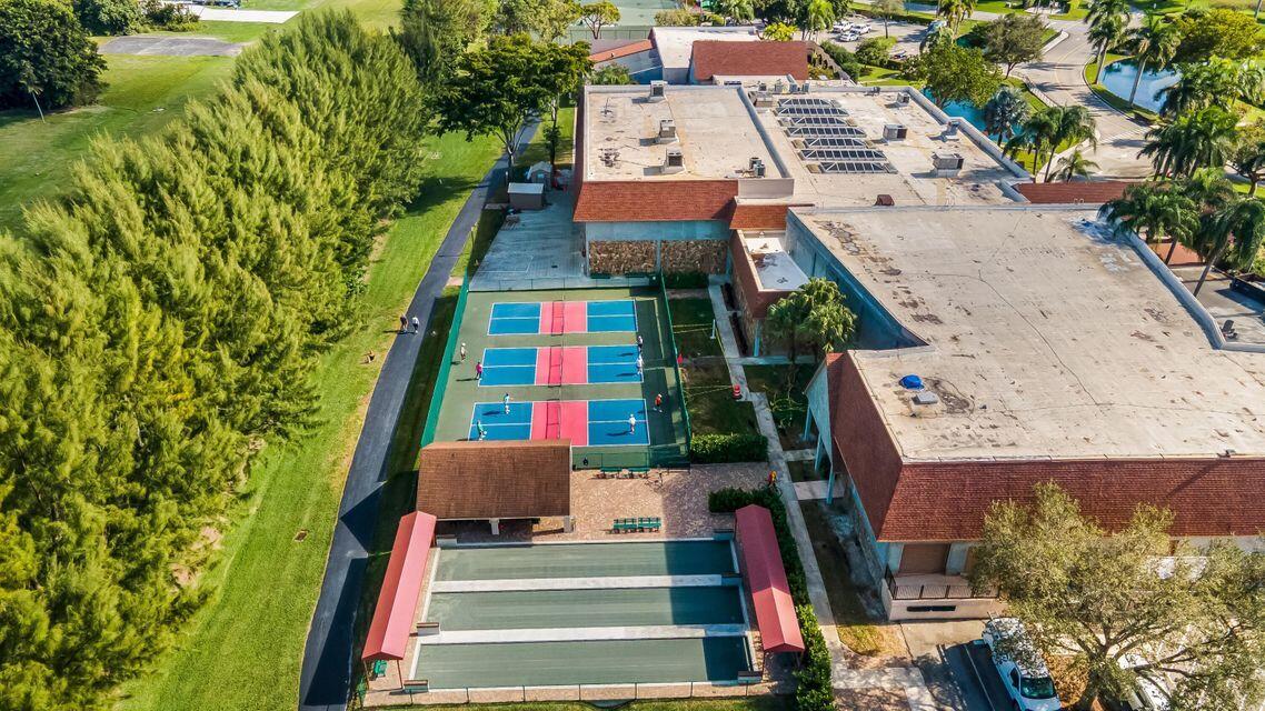 14310 Strathmore Lane 408