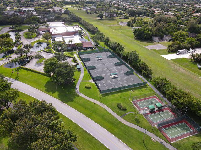 14310 Strathmore Lane 408