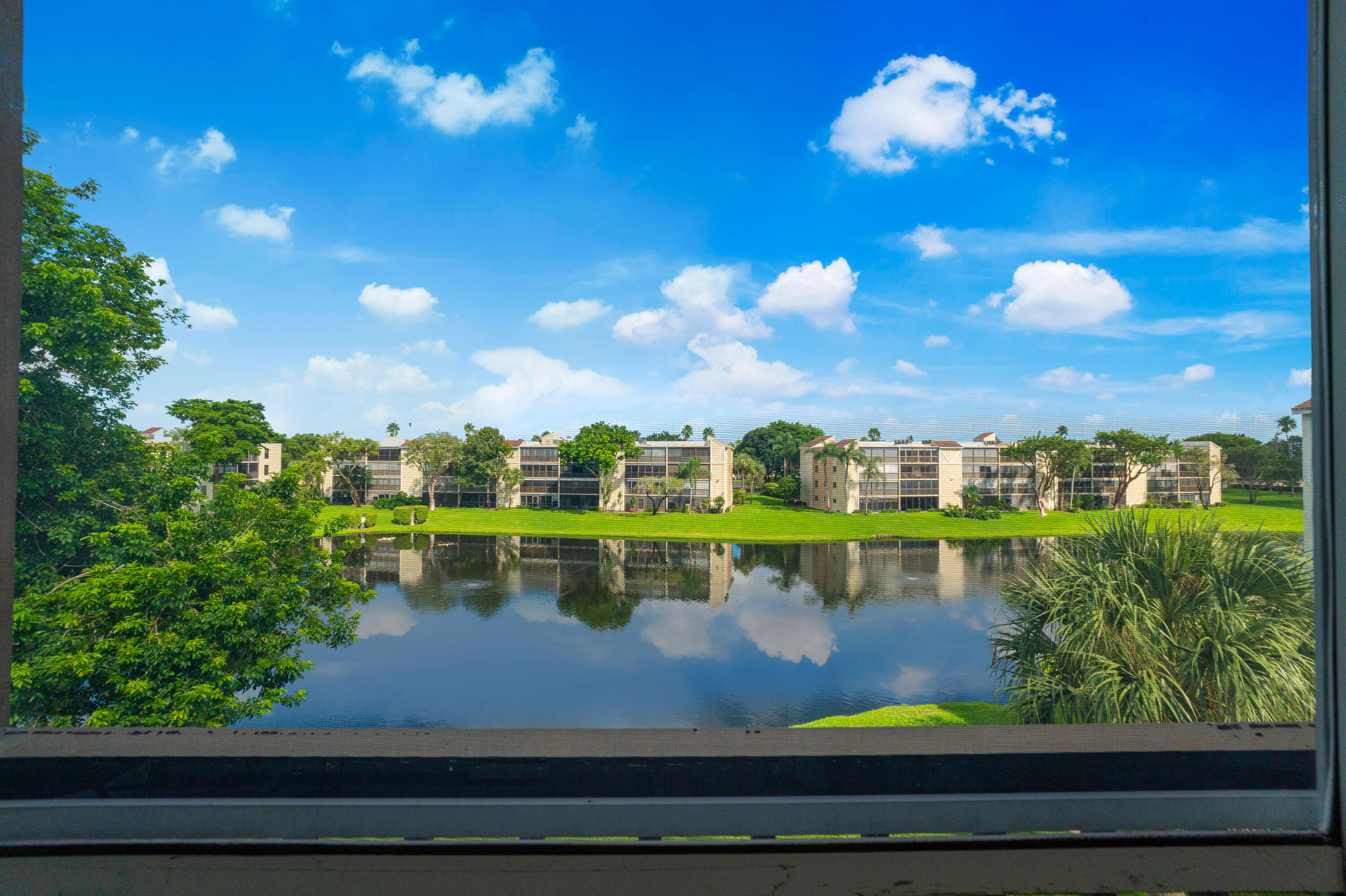 14310 Strathmore Lane 408