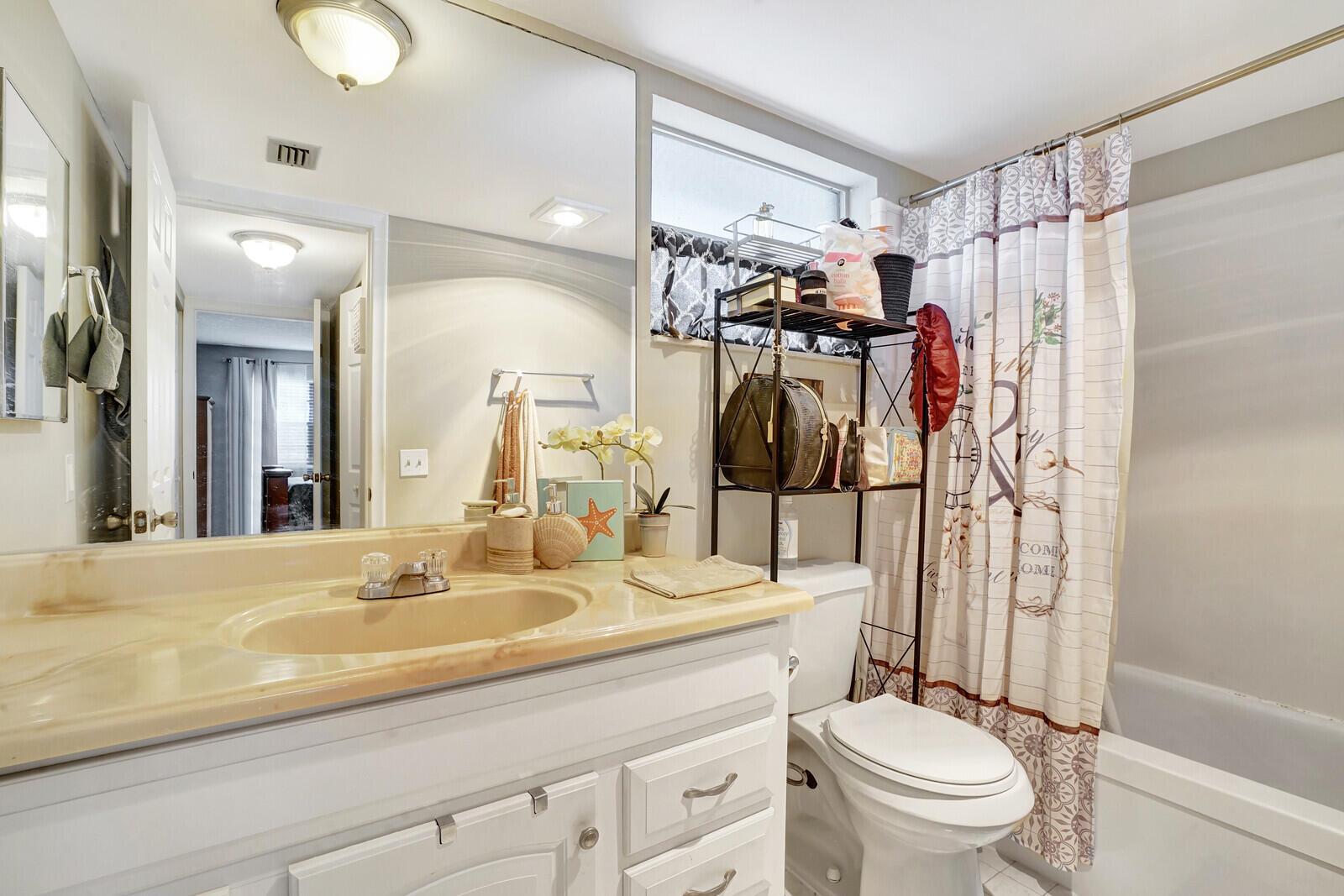 2755 W Atlantic Avenue D 101