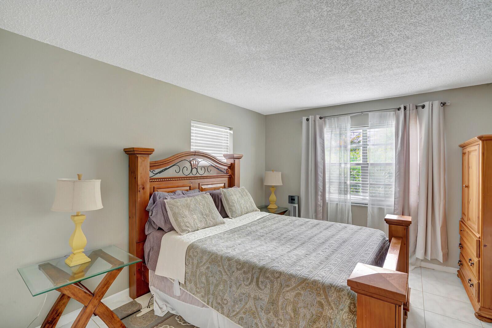 2755 W Atlantic Avenue D 101