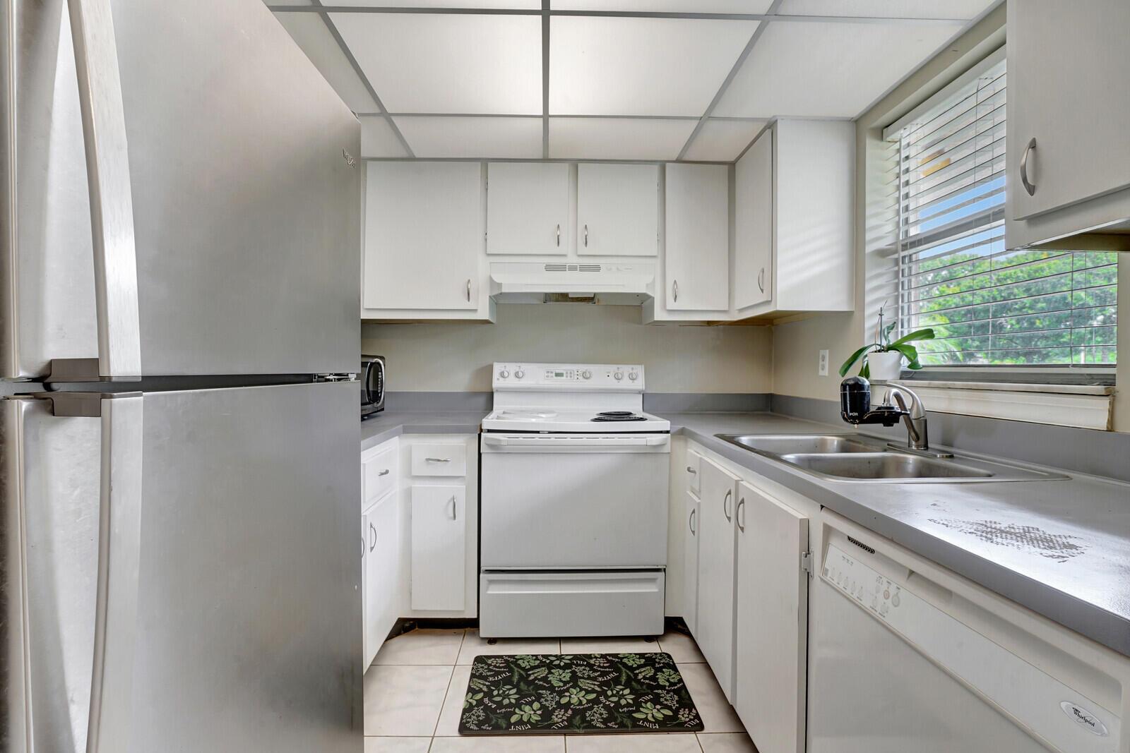 2755 W Atlantic Avenue D 101