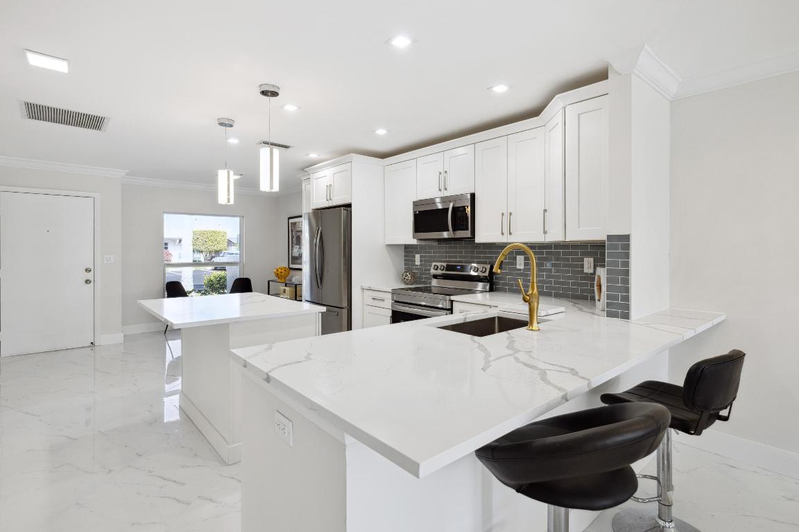 5728 Phoenix Palm Court C