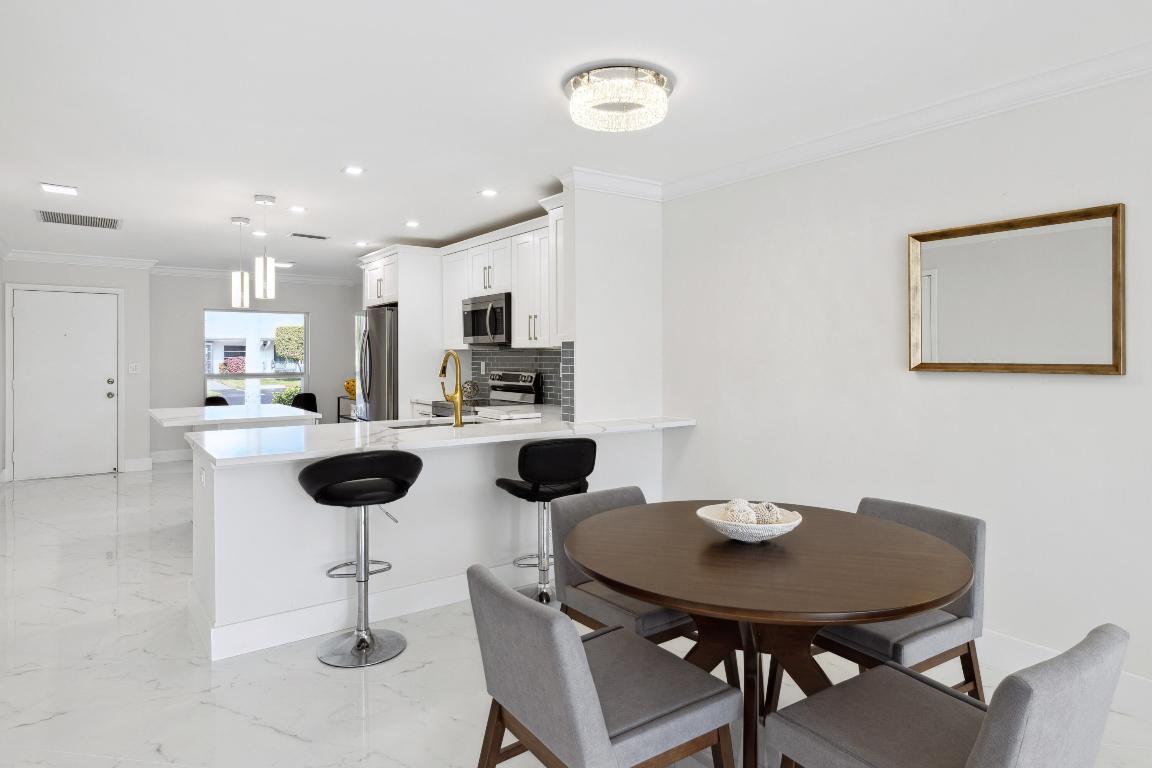 5728 Phoenix Palm Court C