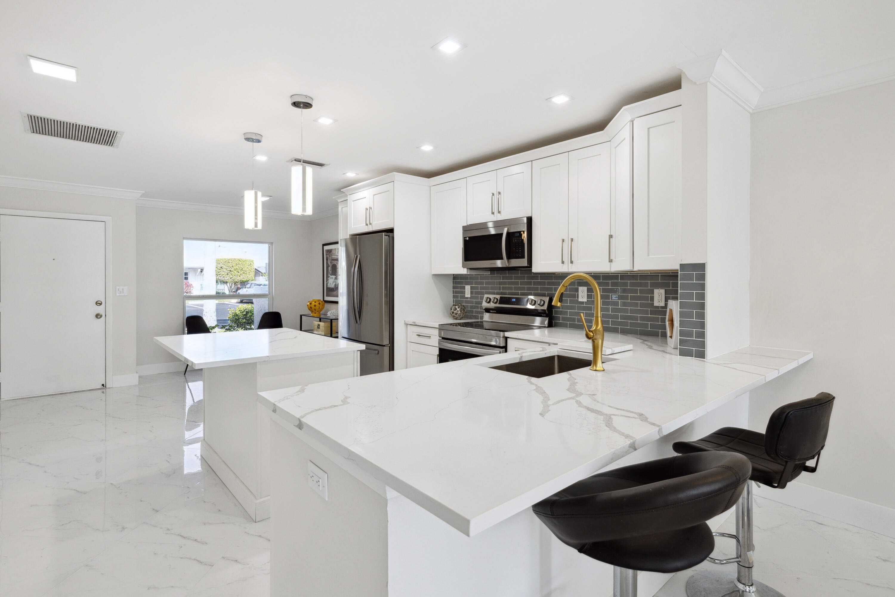 5728 Phoenix Palm Court C