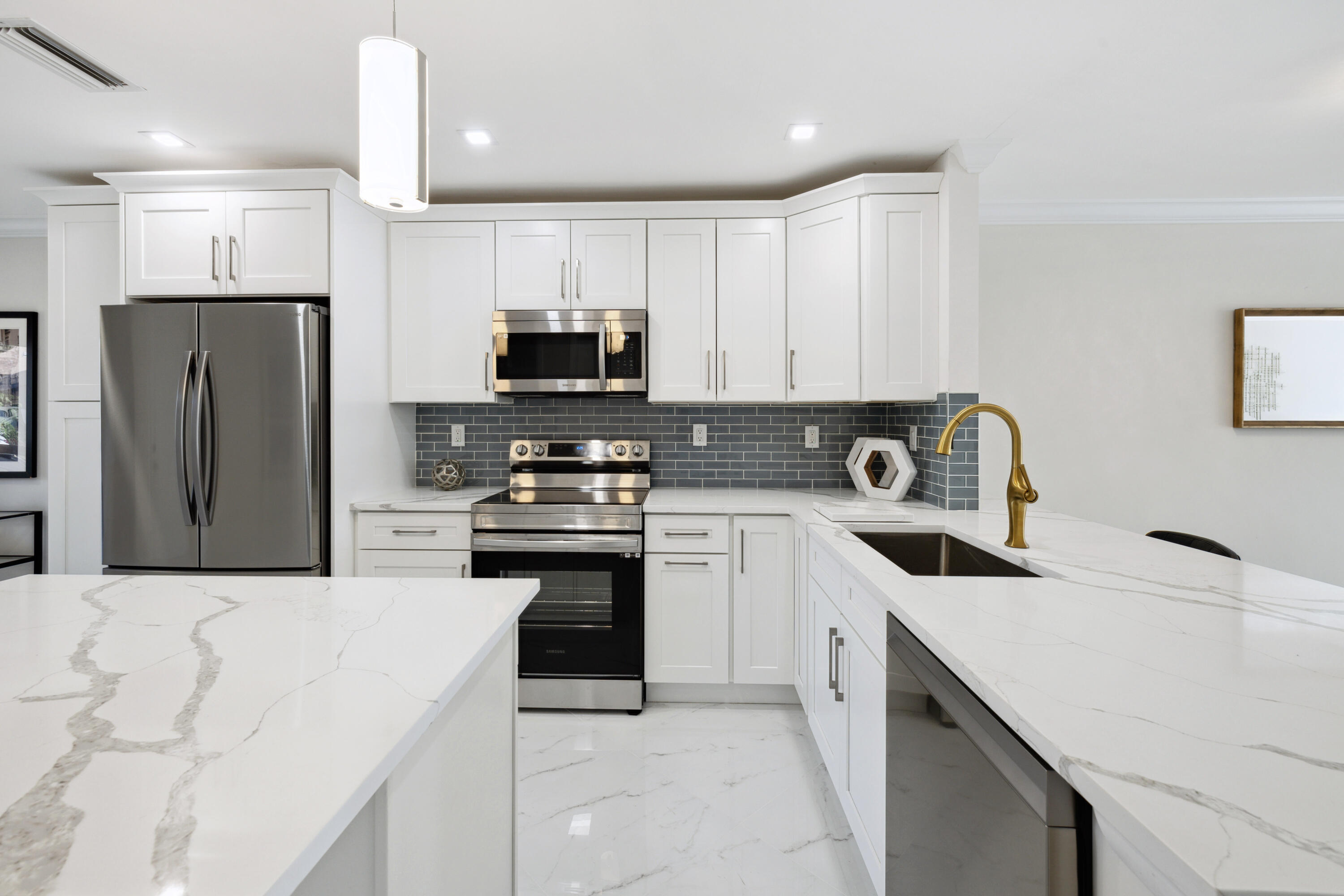 5728 Phoenix Palm Court C